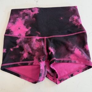 Lululemon shortie shorts